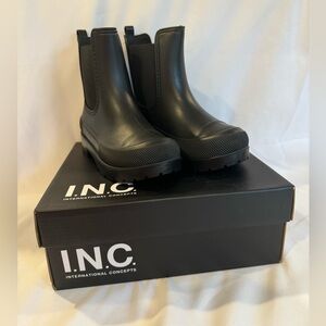 I.N.C. International Concepts
Boys Aiden Rain Slip On Boots